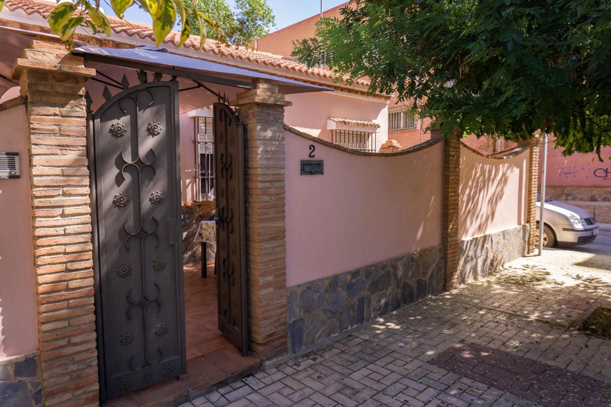 Beautiful Malaga House - Holidays Villa ภายนอก รูปภาพ