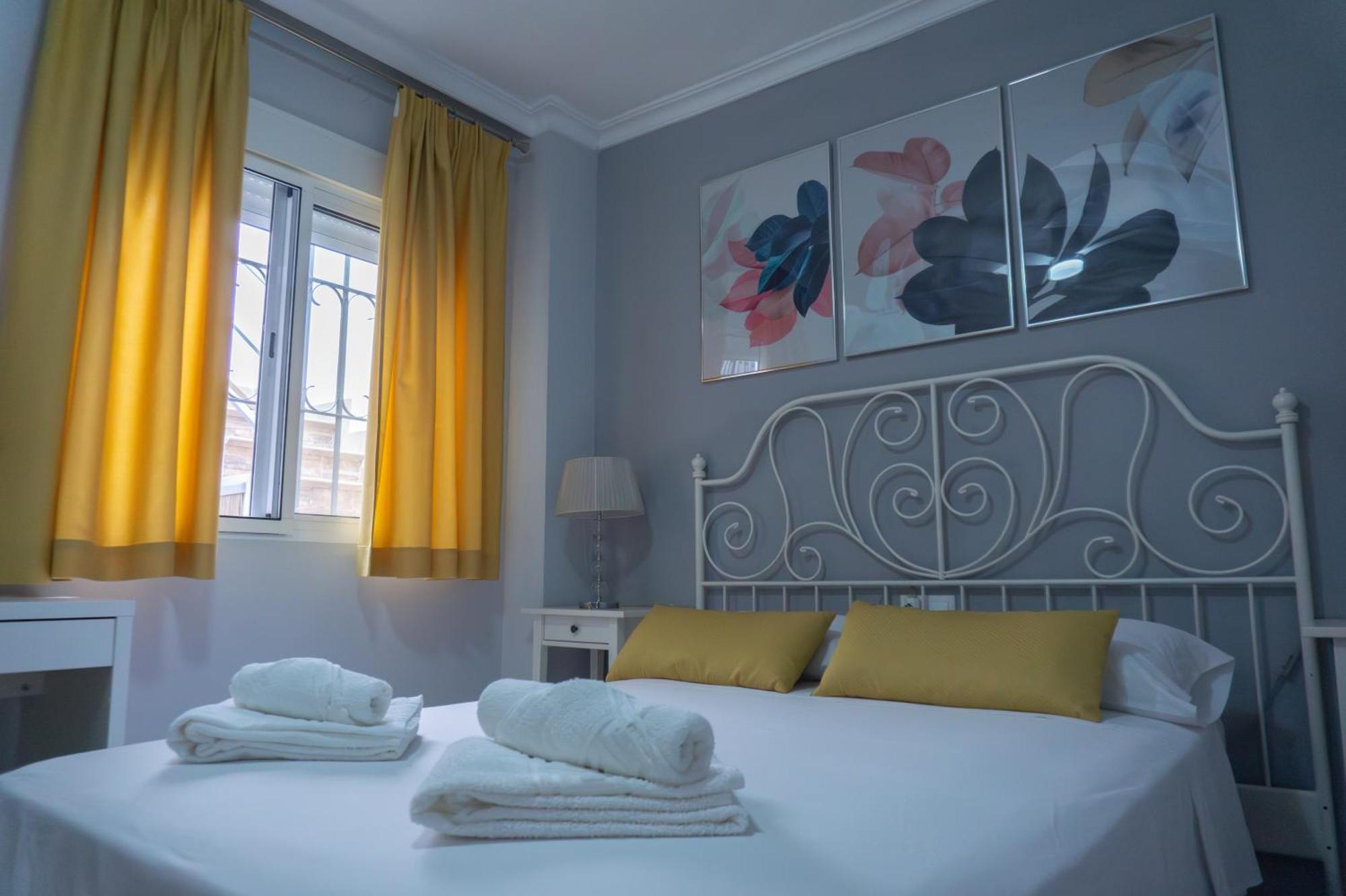 Beautiful Malaga House - Holidays Villa ภายนอก รูปภาพ